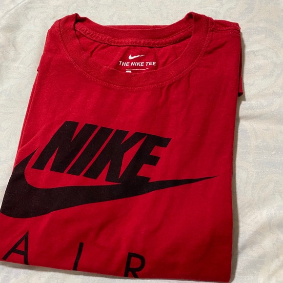 red nike air t shirt